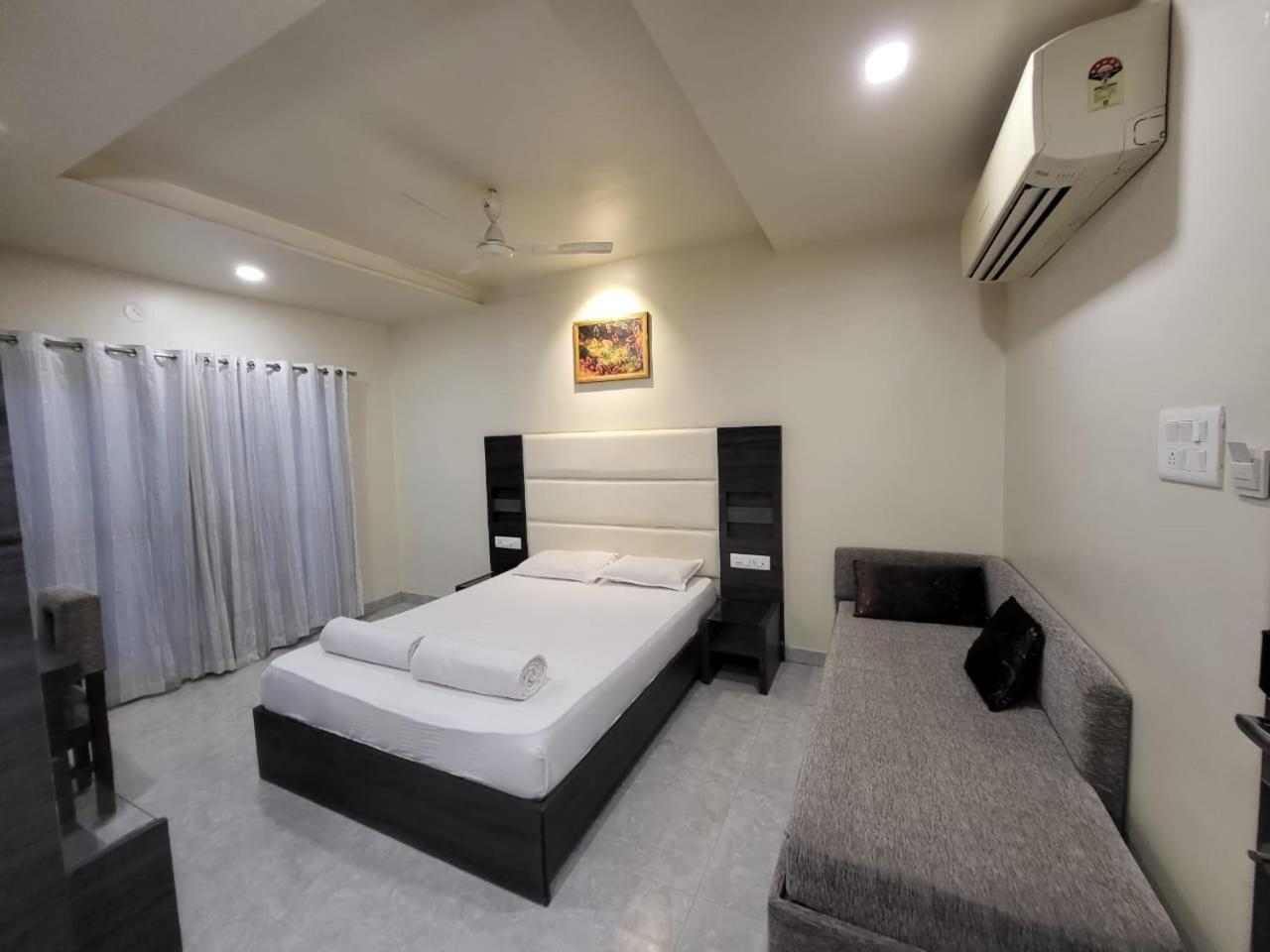 Hotel Nirvana Residency Nagpur Extérieur photo