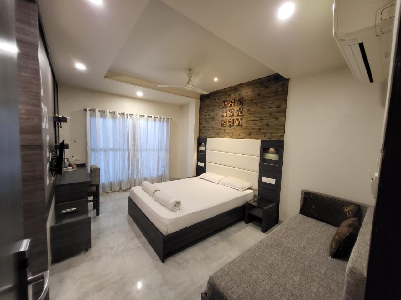 Hotel Nirvana Residency Nagpur Extérieur photo